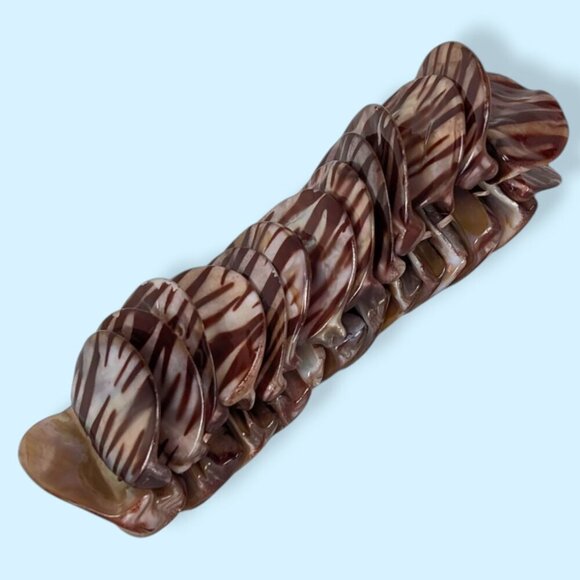 (2/$20) Striped Shell Stretch Bracelet - Picture 2 of 5